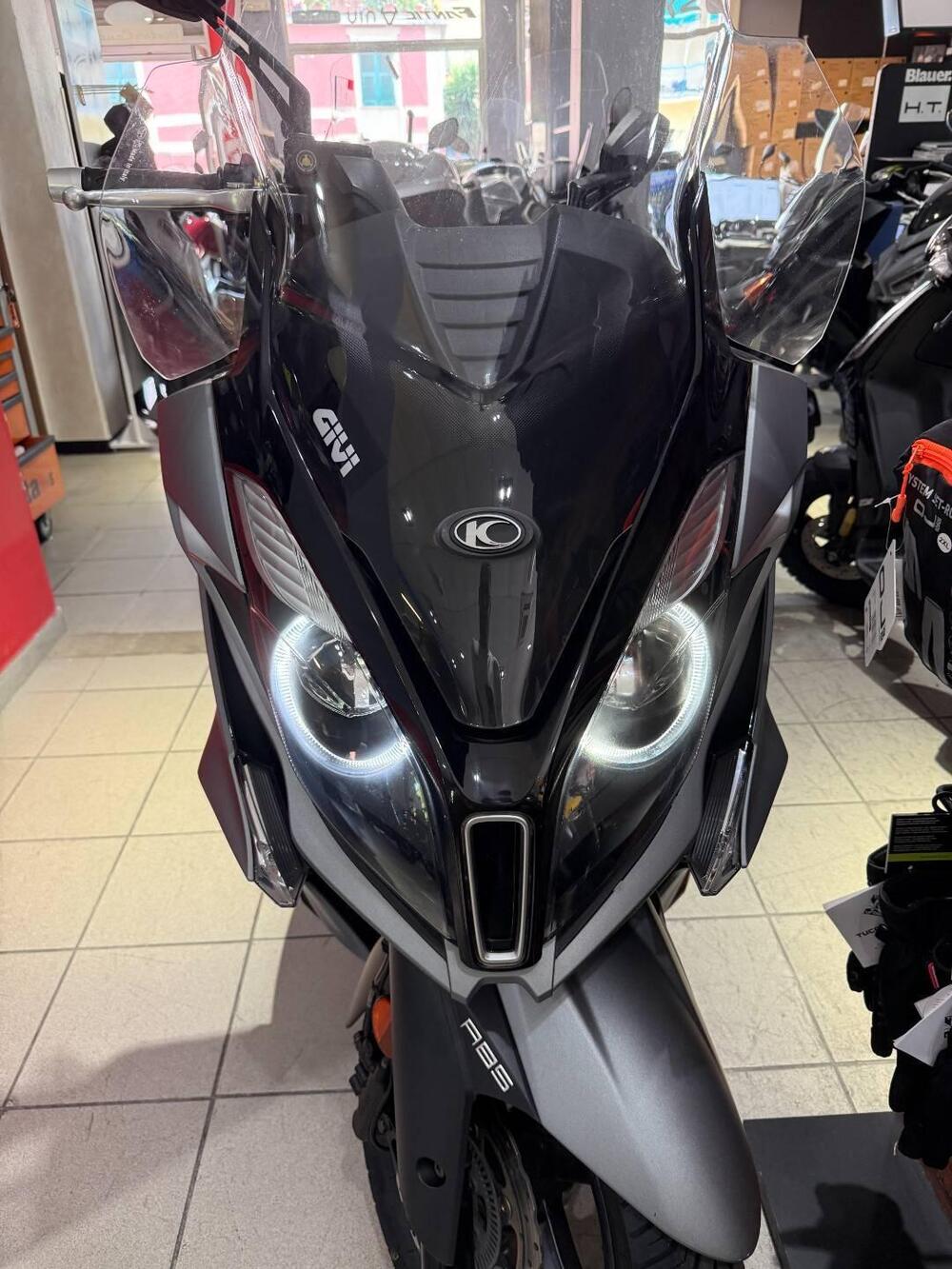 Kymco Downtown 350i ABS (2016 - 20) (2)