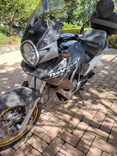Honda Transalp XL 700 V (2007 - 2013) usata