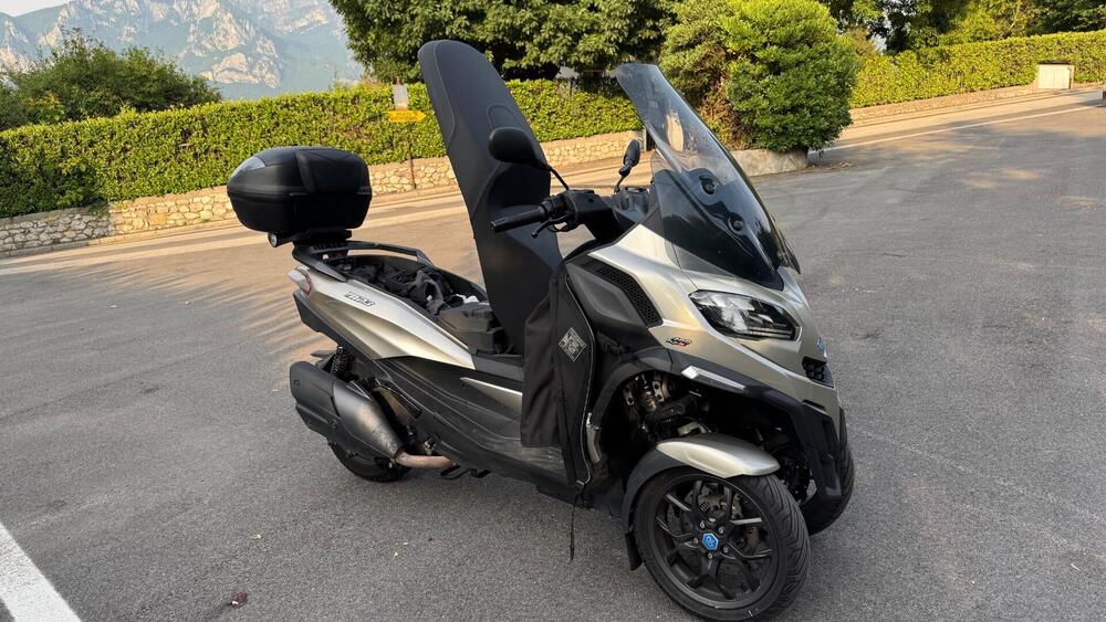 Piaggio MP3 400 ABS Hpe (2023 - 25) (6)