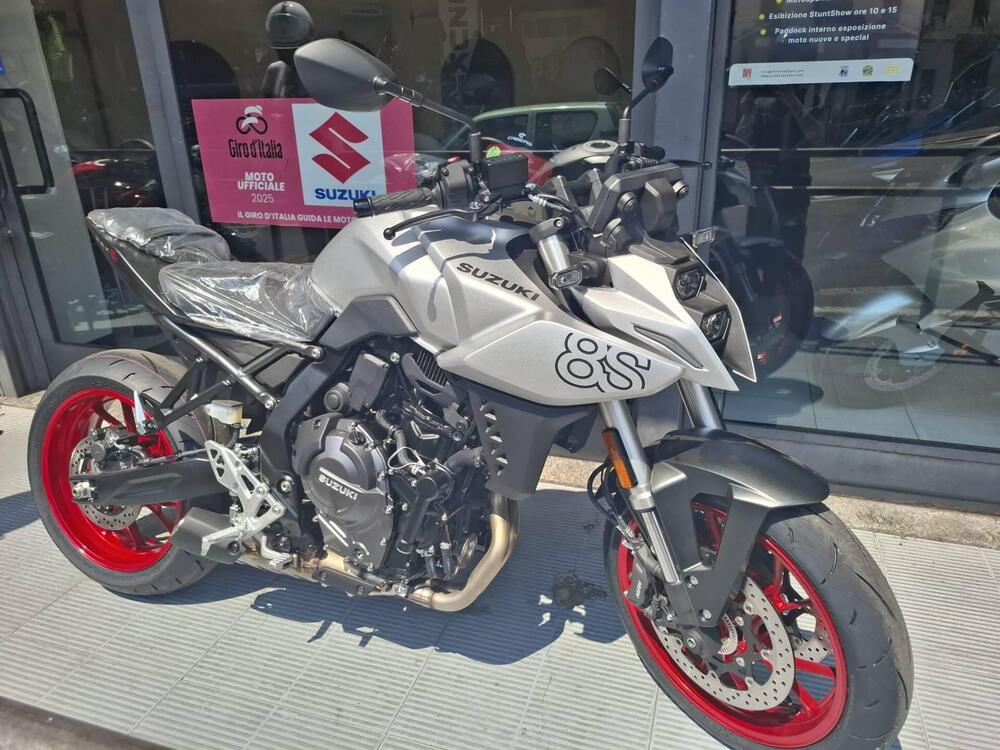 Suzuki GSX-8S (2025 - 26) (2)