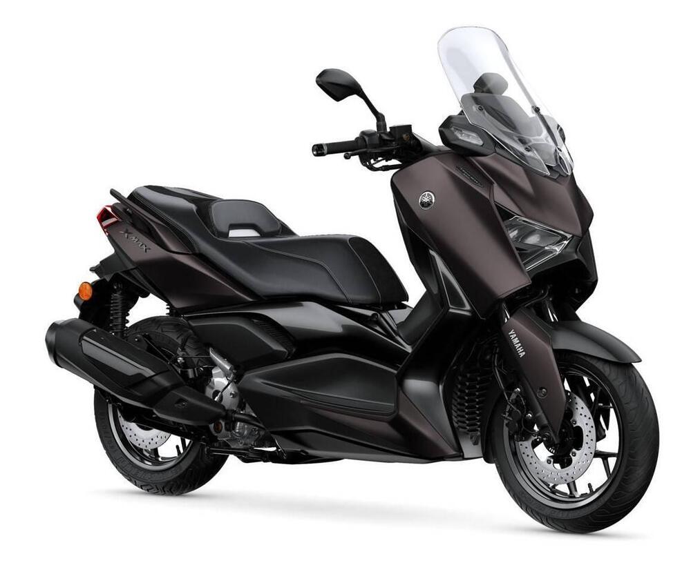 Yamaha X-Max 300 Tech Max+ (2025) (3)
