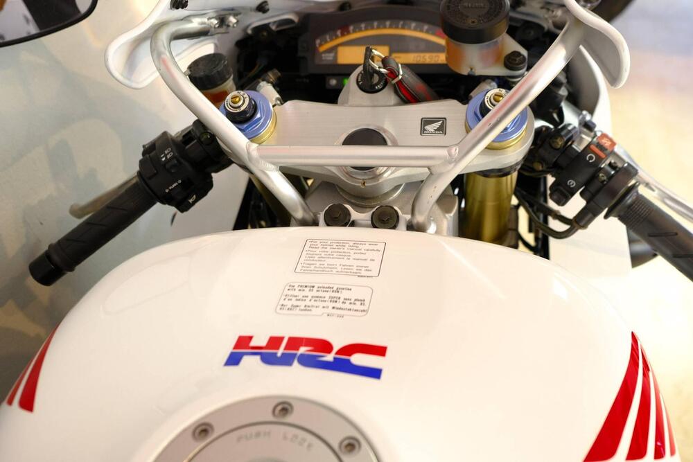 Honda VTR 1000 SP-2 (2002 - 06) (7)