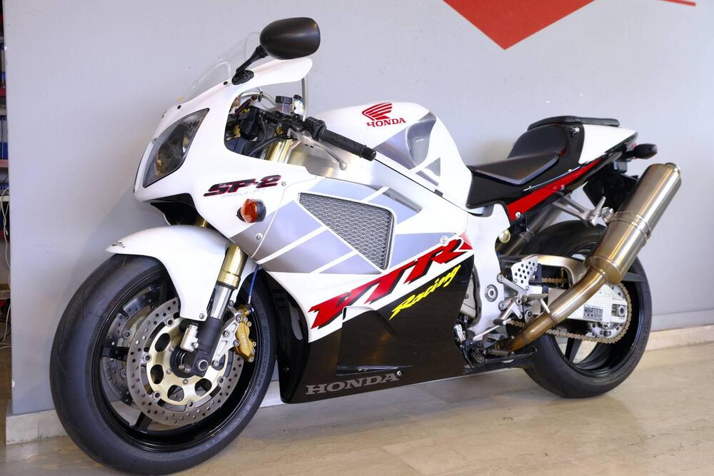 Honda VTR 1000 SP-2 (2002 - 06) (13)