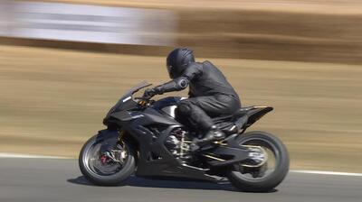 Goodwood 2025: sentite che sound la "nuova" superbike BMW Concept RR [VIDEO]