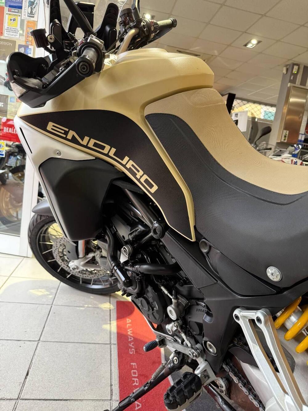 Ducati Multistrada 1200 Enduro Pro (2017 - 18) (5)