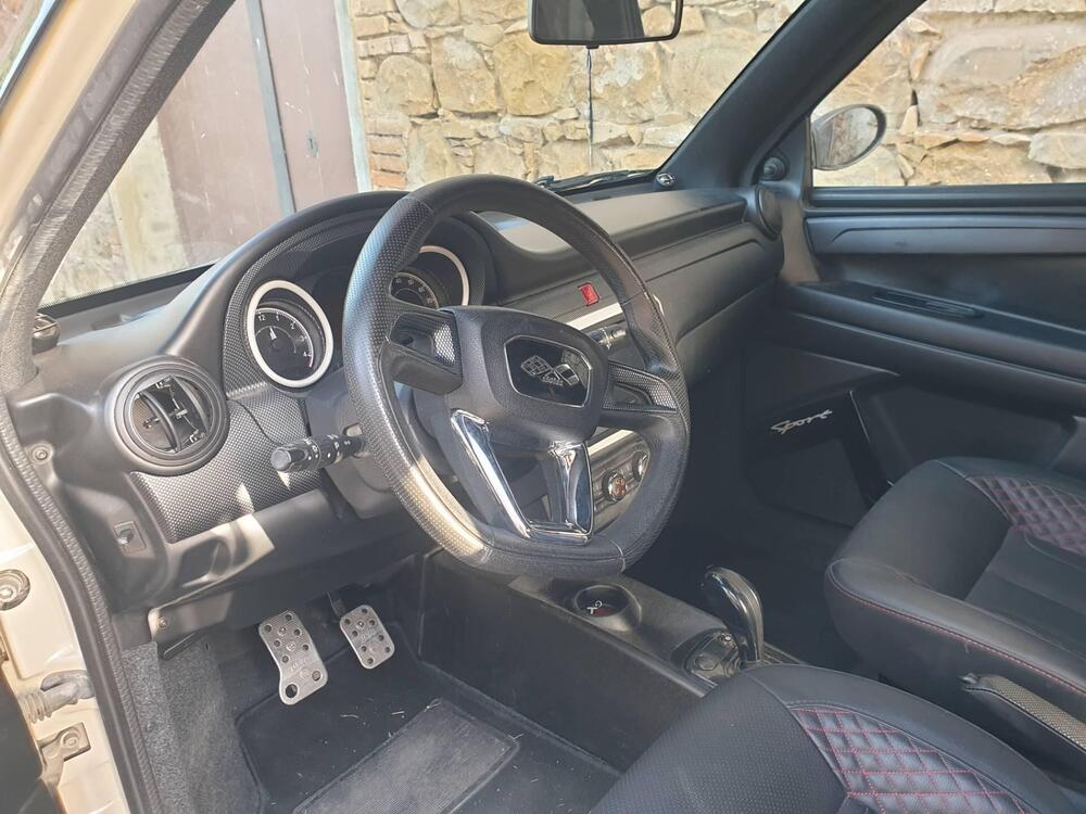 Ligier JS50 usata a Messina (7)