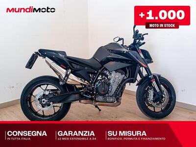 KTM 890 Duke L (2021) usata