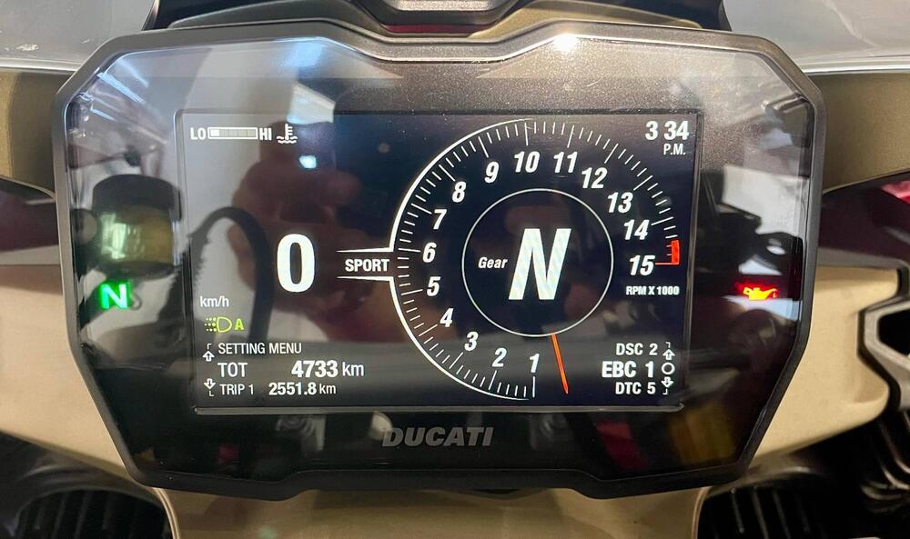 Ducati Panigale V4 S 1100 (2021) (6)