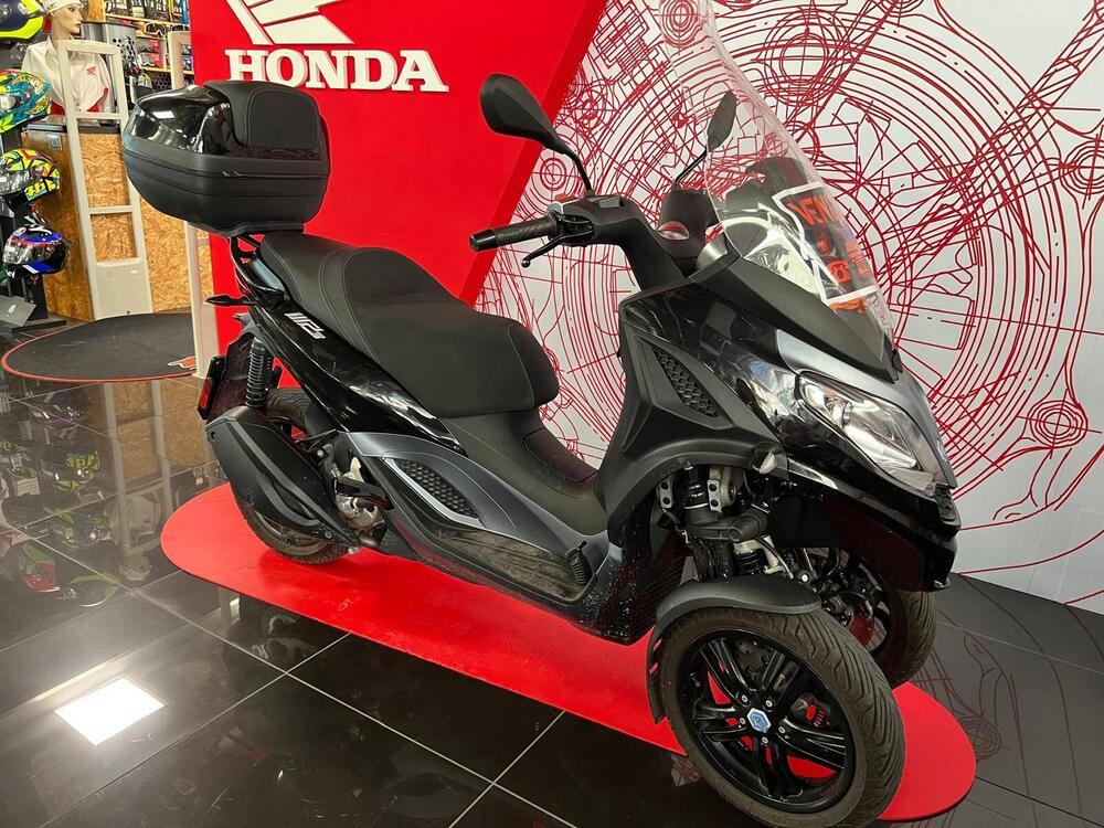 Piaggio MP3 300 ABS Hpe (2021 - 24) (3)