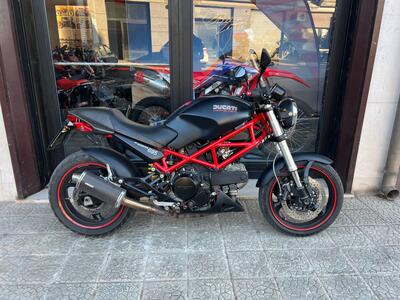 Ducati Monster 695 (2006 - 08) usata