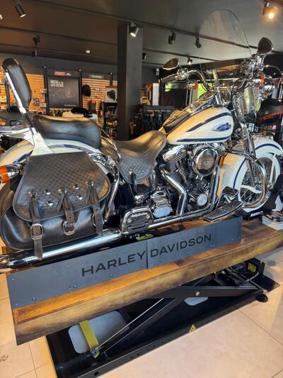 Harley-Davidson 1340 Heritage Springer (1997 - 99) - FLSTS usata