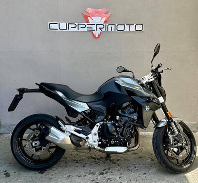 Bmw F 900 R (2021 - 24) usata