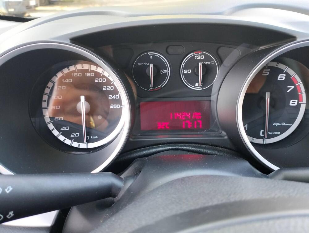Alfa Romeo Giulietta usata a Firenze (8)