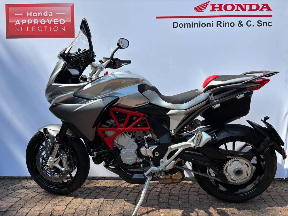 MV Agusta Turismo Veloce 800 (2014 - 16) (2)