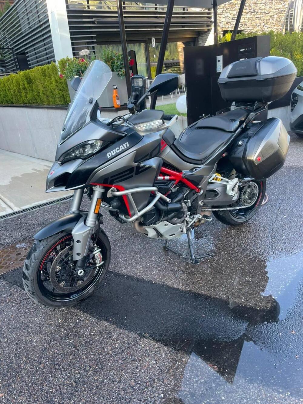 Ducati Multistrada 1260 S Grand Tour (2020) (2)