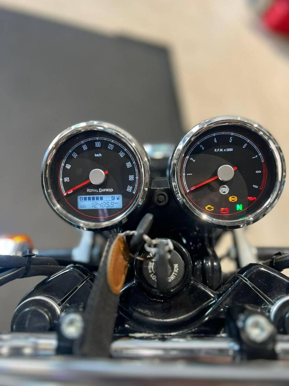Royal Enfield Interceptor 650 (2021 - 26) (8)