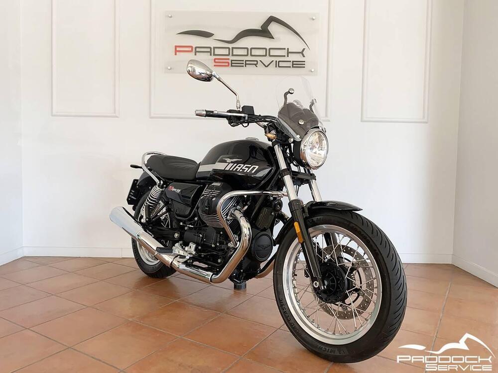 Moto Guzzi V7 Special (2021 - 24) (2)