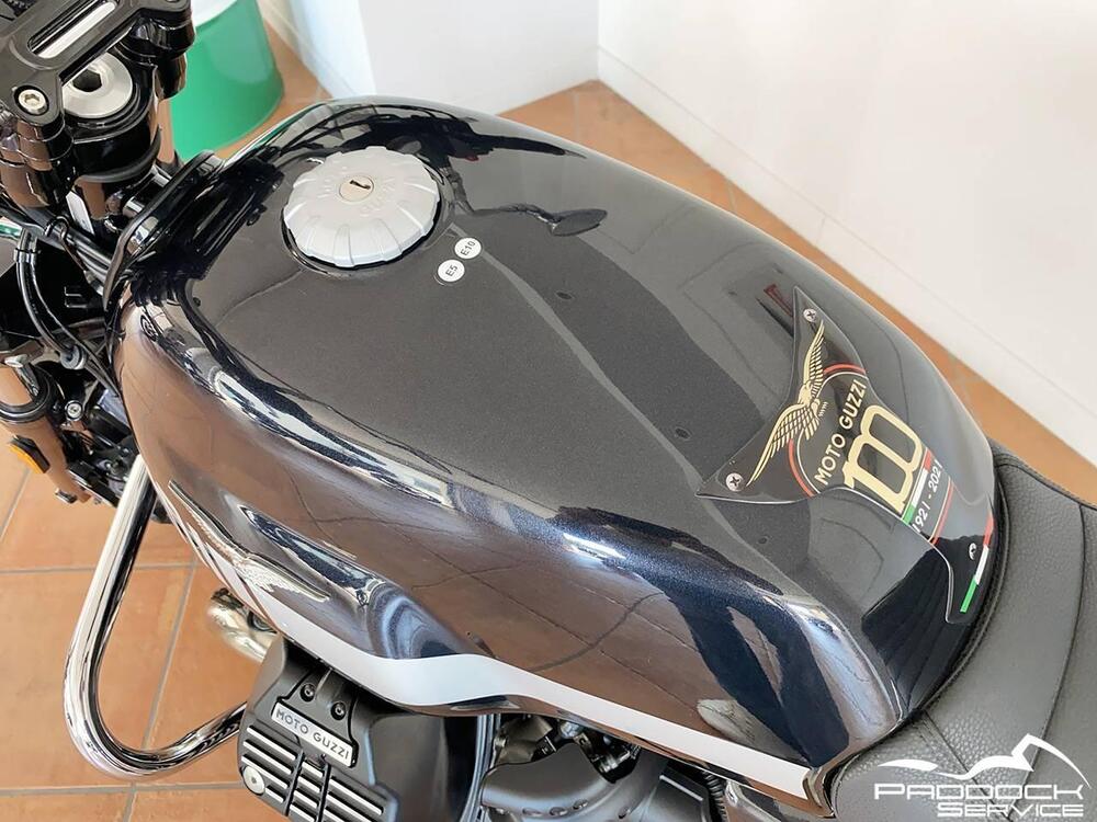 Moto Guzzi V7 Special (2021 - 24) (8)