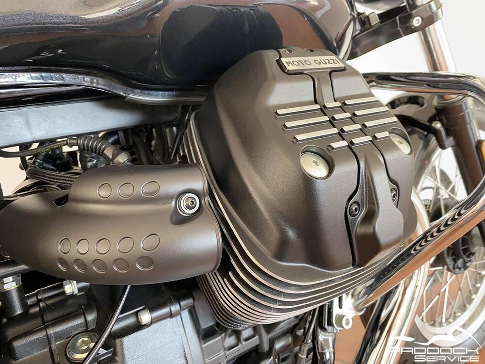 Moto Guzzi V7 Special (2021 - 24) (12)