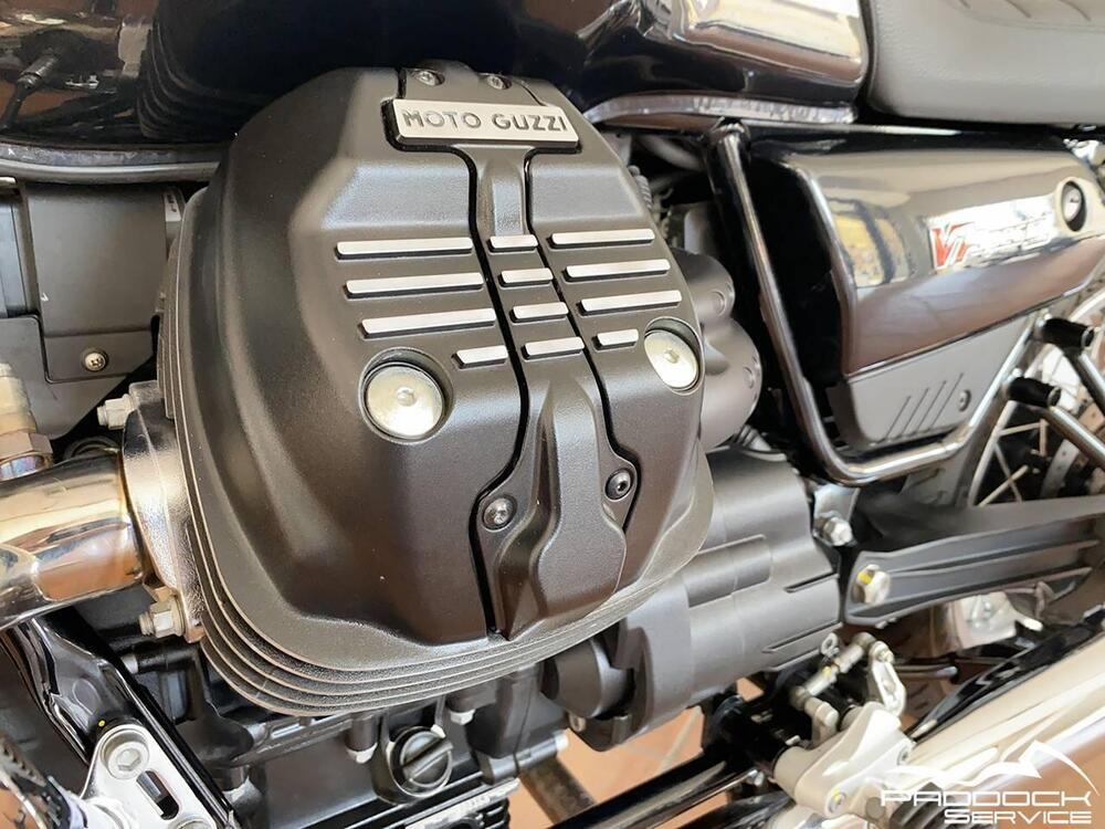 Moto Guzzi V7 Special (2021 - 24) (14)