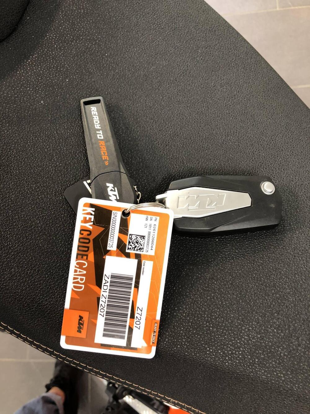 KTM 1290 Super Duke R ABS (2017 - 18) (15)