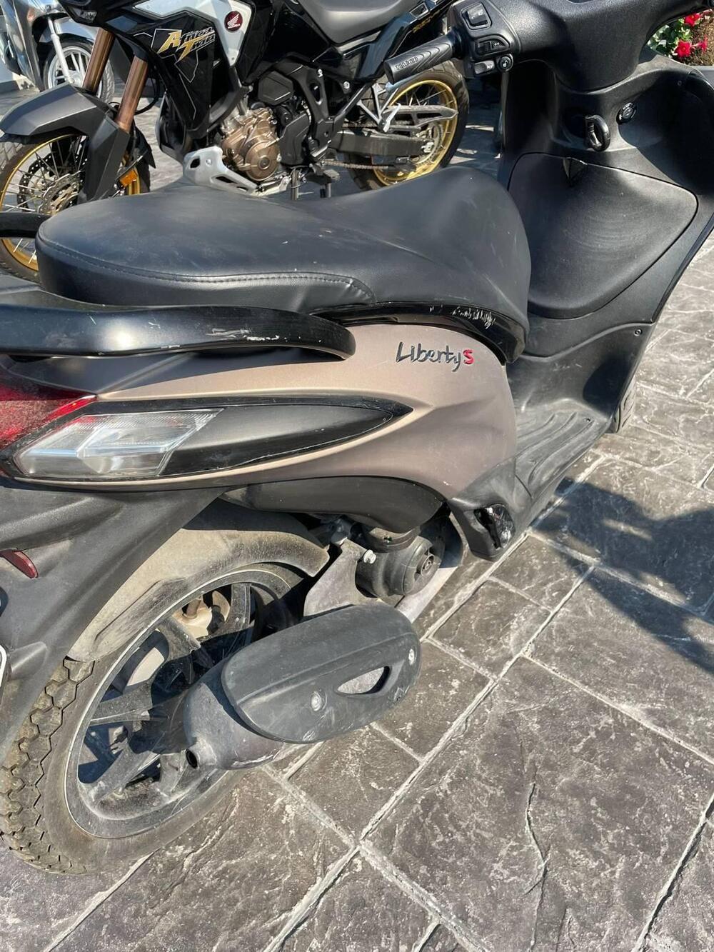 Piaggio Liberty 50 3V S (2021 - 24) (8)