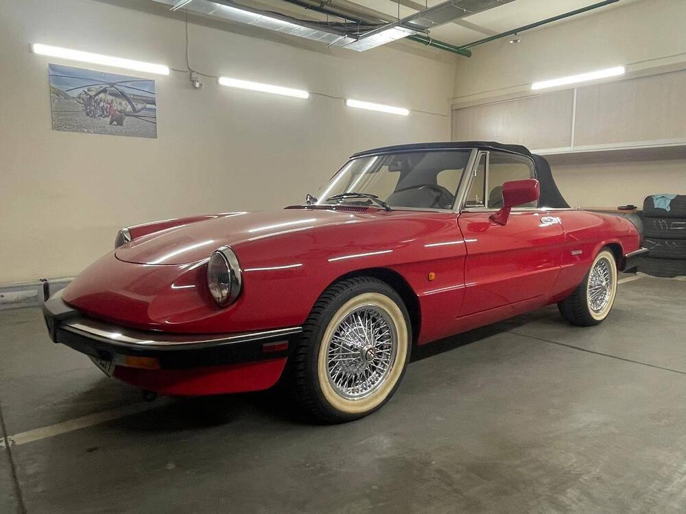 Alfa Romeo Spider d'epoca a Roma