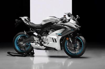 CFMOTO 675SR-R: la videoscheda tecnica: tutto quello che c&#039;&egrave; da sapere [VIDEO]