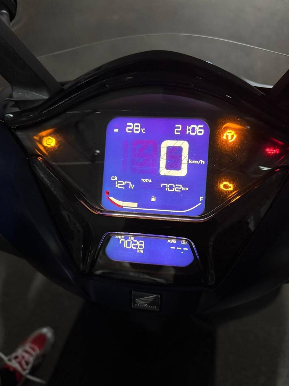 Honda SH 350 (2021 - 24) (7)