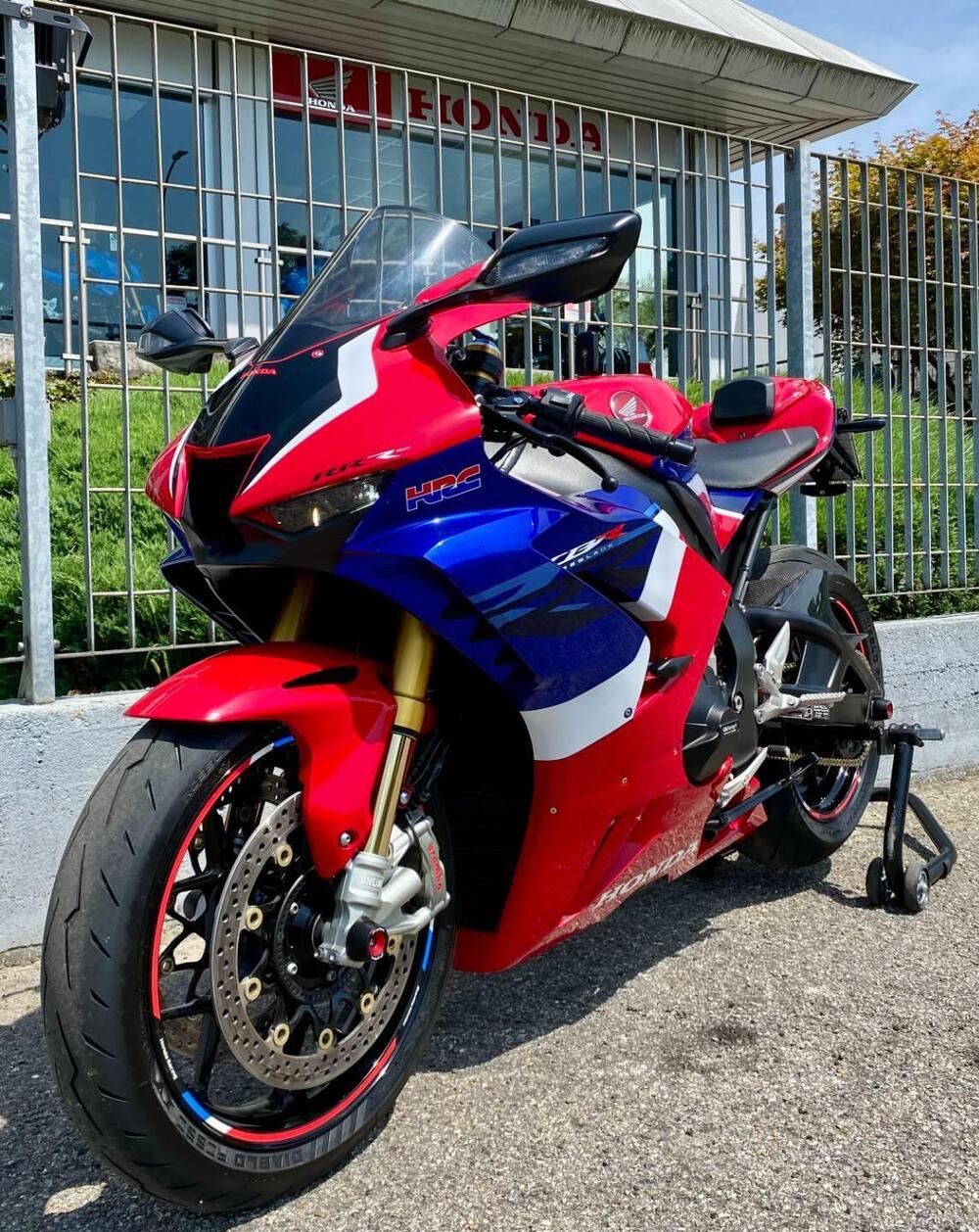 Honda CBR 1000 RR-R Fireblade SP (2020 - 21) (2)