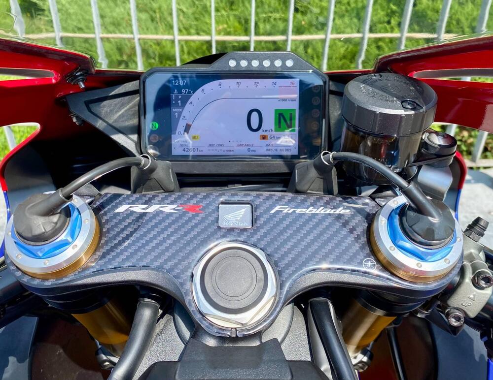 Honda CBR 1000 RR-R Fireblade SP (2020 - 21) (3)