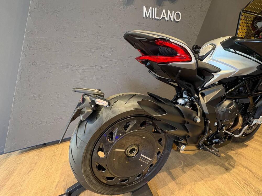MV Agusta Dragster 800 RR Ottantesimo (2025 - 26) (5)