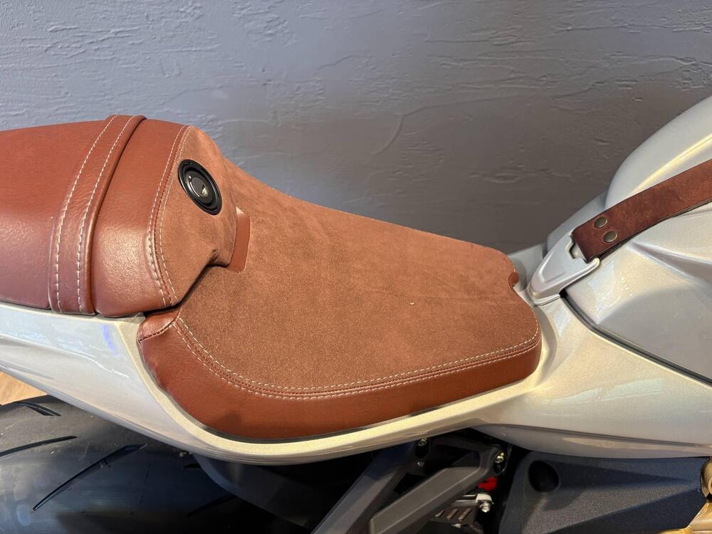 MV Agusta Superveloce 800 S (2021 - 25) (6)