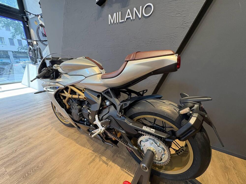 MV Agusta Superveloce 800 S (2021 - 25) (3)