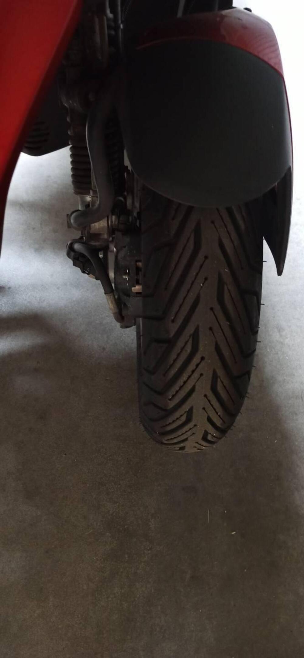 Piaggio Mp3 300 ie Yourban LT (2011 - 16) (13)