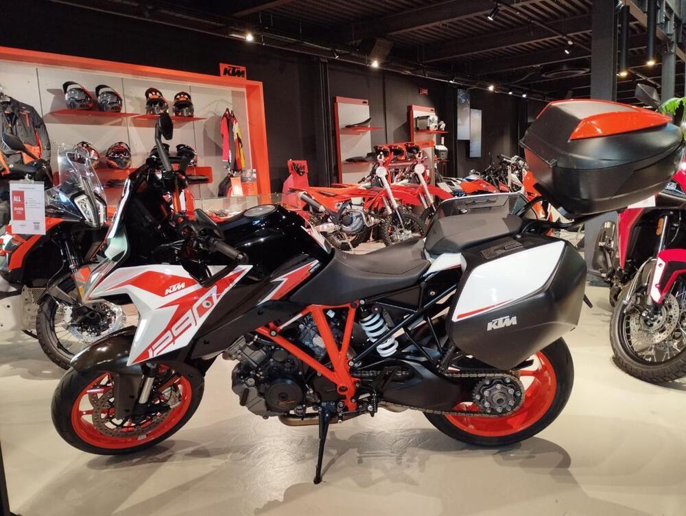 KTM 1290 Super Duke GT (2019 - 20) (8)