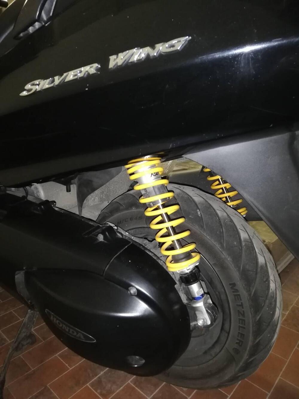 Honda Silver Wing 400 (2006 - 09) (5)