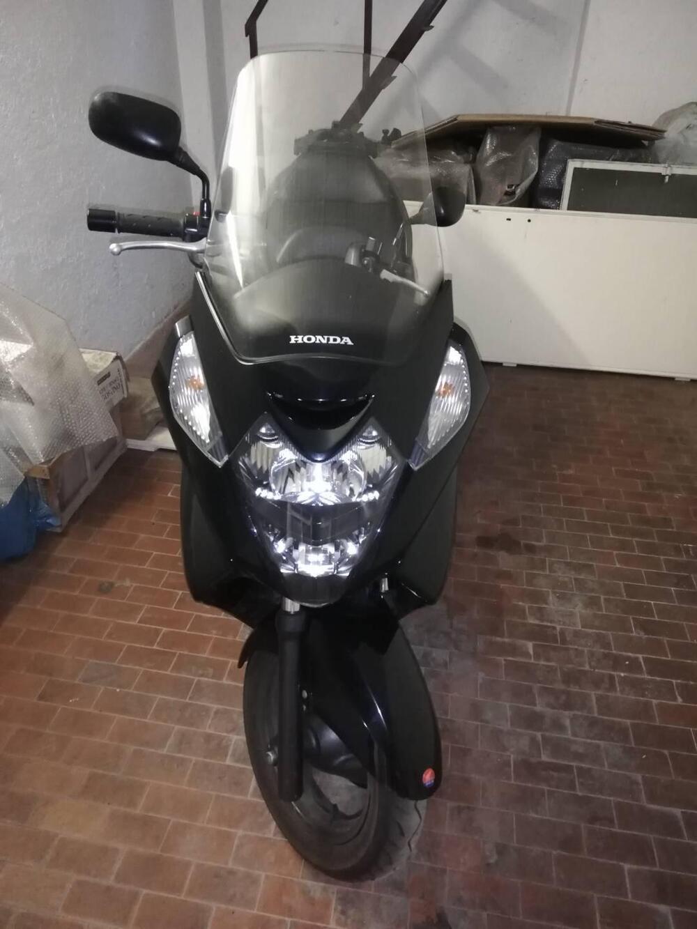 Honda Silver Wing 400 (2006 - 09) (9)