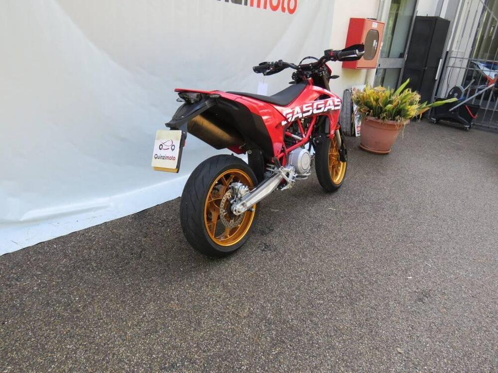 GASGAS SM 700 (2022 - 26) (2)