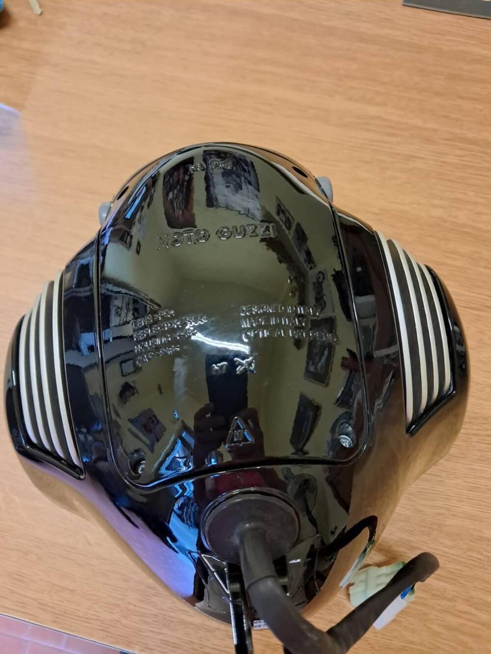 fanale 1400 CALIFORNIA/ ELDORADO Moto Guzzi (2)