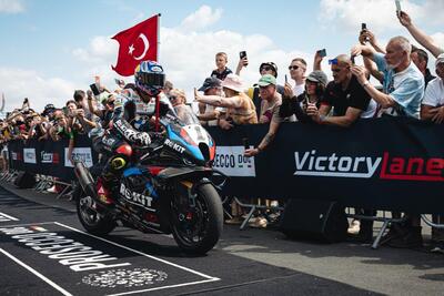 Donington: round cruciale del Mondiale SBK 2025 [VIDEO]