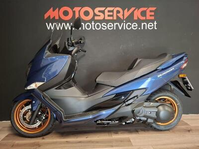 Suzuki Burgman 400 (2025) usata