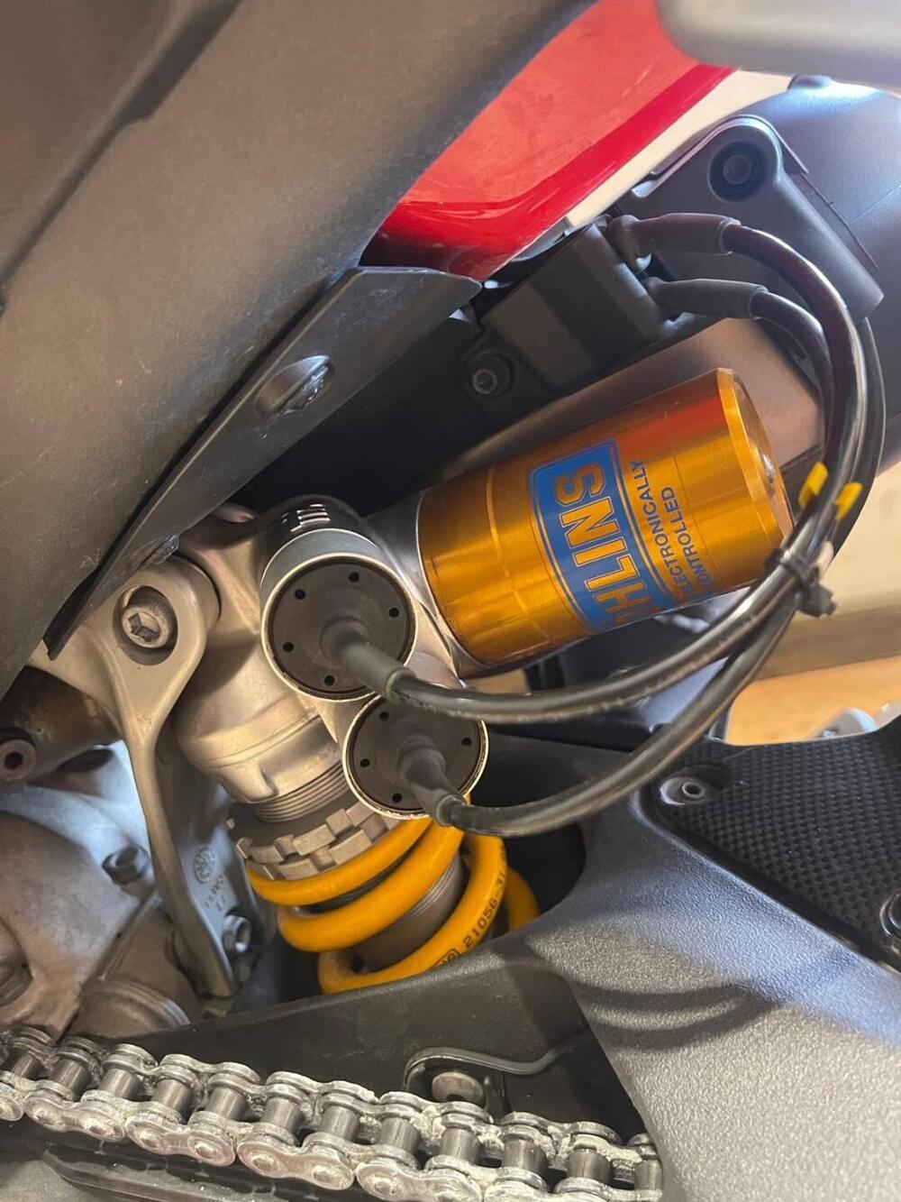 Ducati Panigale V4 S (2022 - 24) (15)