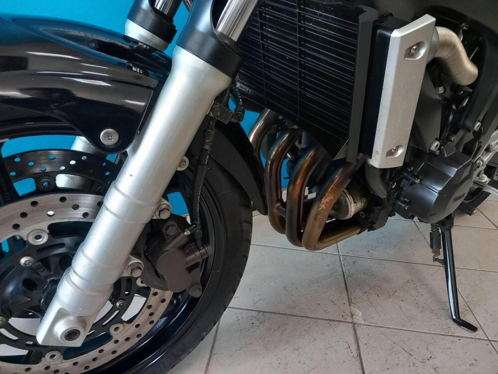 Yamaha FZ6 (2004 - 07) (7)