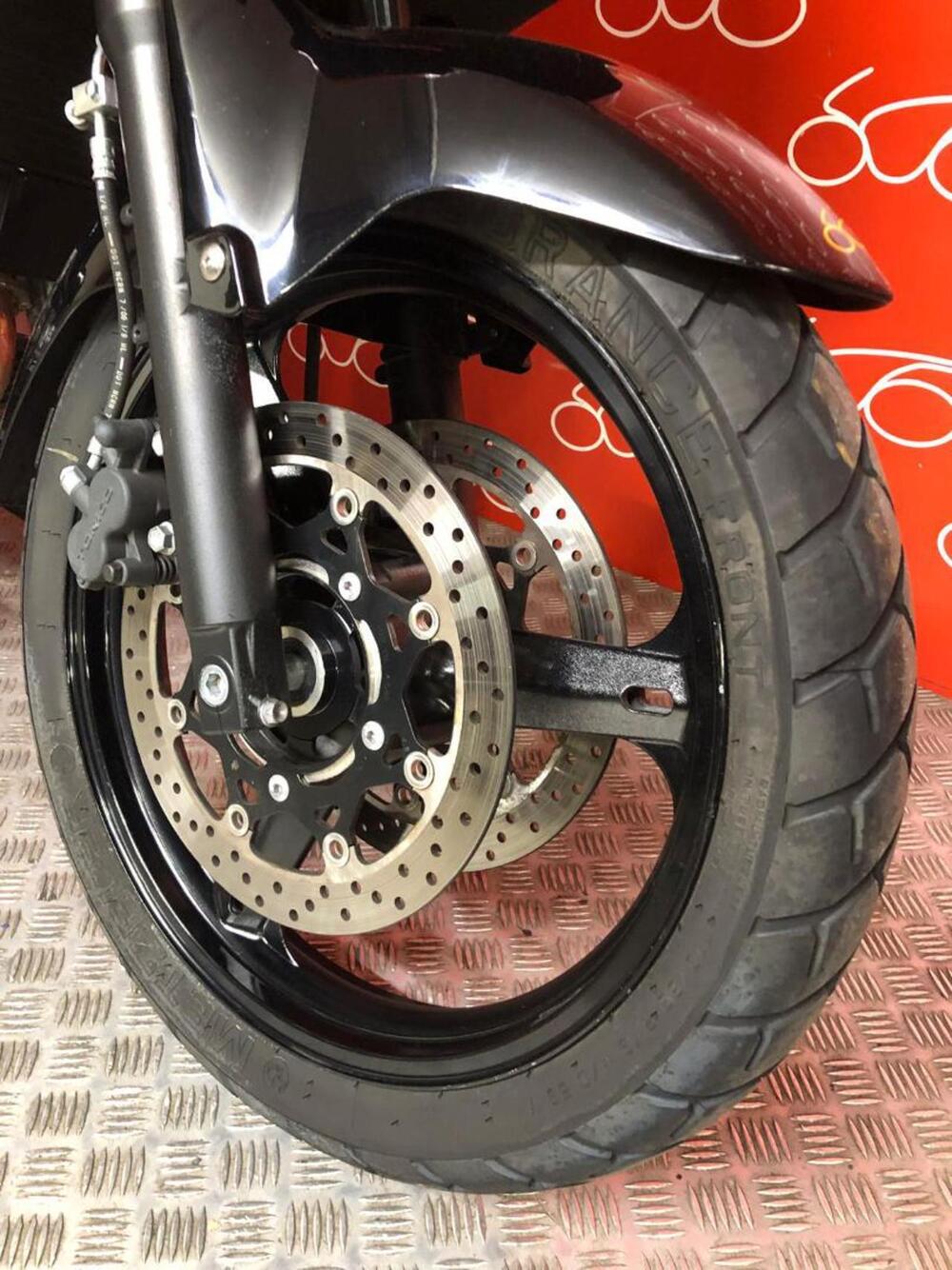 Suzuki V-Strom 650 (2008 - 11) (6)