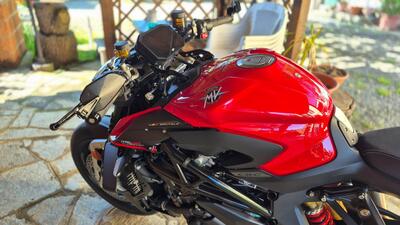 MV Agusta Brutale 1000 RS (2022 - 25) usata
