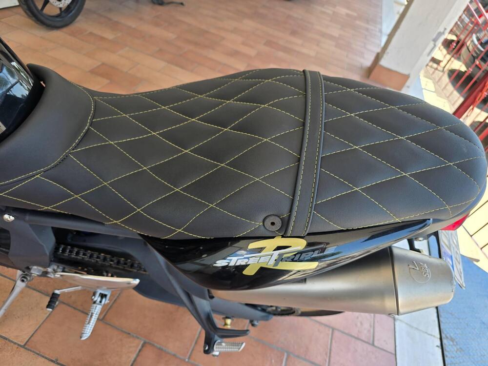 Triumph Street Triple R (2009 - 12) (8)