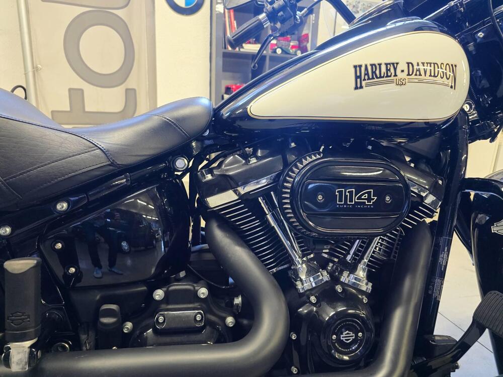 Harley-Davidson 114 Heritage Classic (2018 - 20) - FLHCS (8)