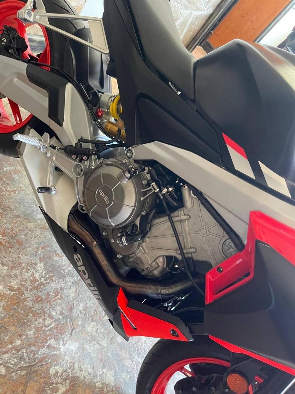 Aprilia Tuono 660 Factory (2022 - 24) (9)