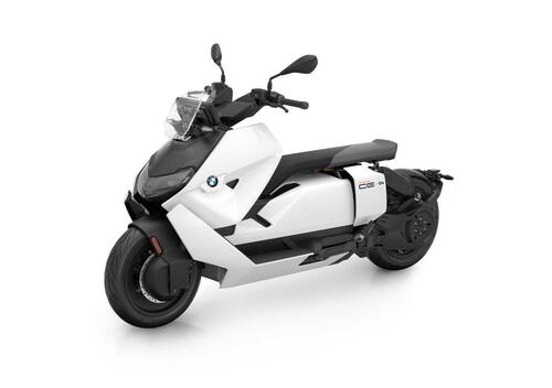 Bmw CE 04
